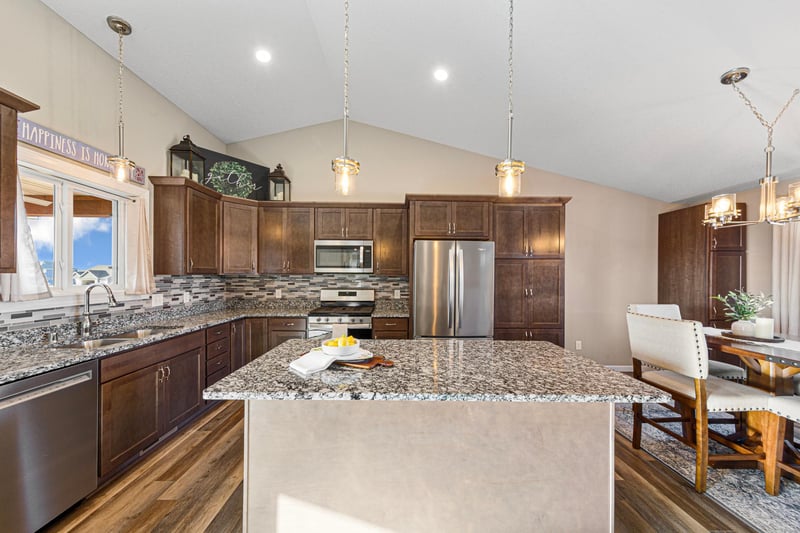 276 Tower Ave, Dundas, MN 55019