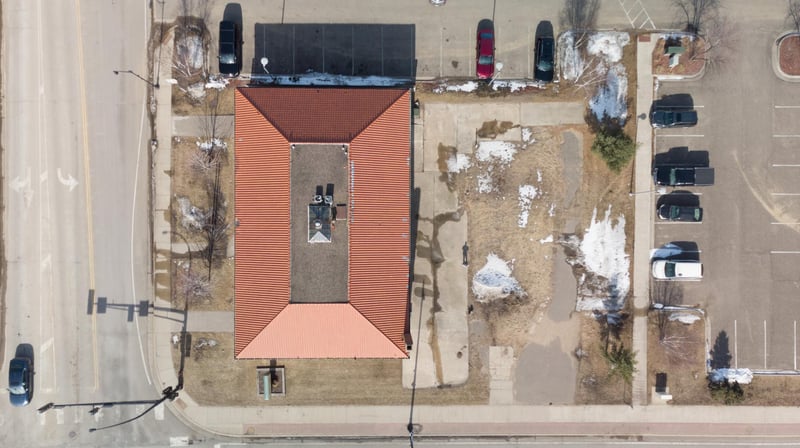 102 6th St NE, Staples, MN 56479