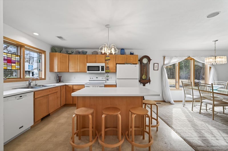 473 Cedar Ct, Taylors Falls, MN 55084