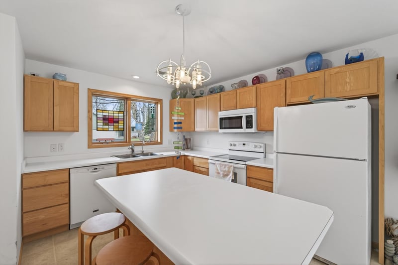 473 Cedar Ct, Taylors Falls, MN 55084