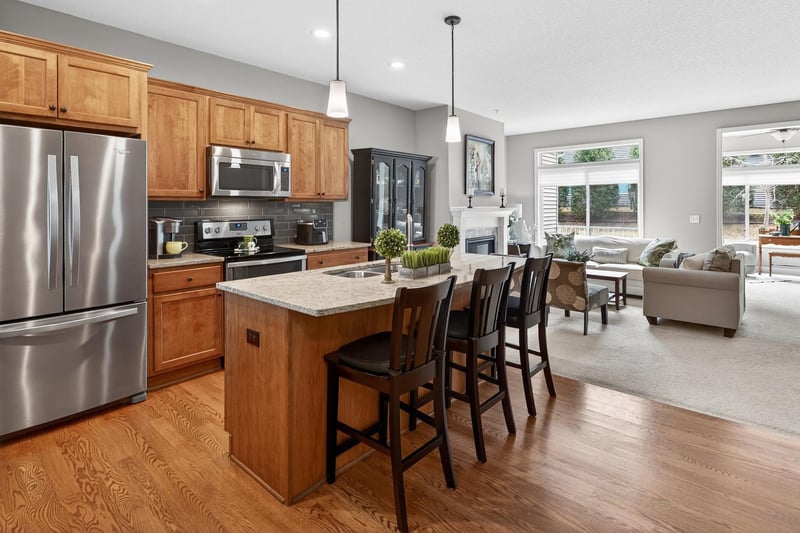 20596 Kearney Pa, Lakeville, MN 55044