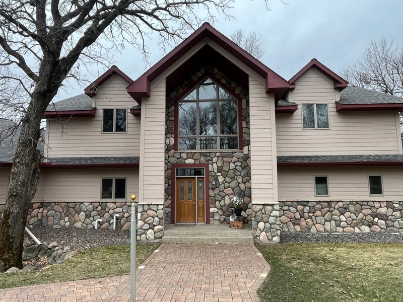 25411 Daventry Rd, Paynesville, MN 56362