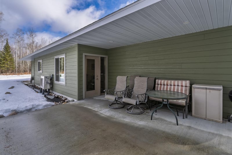 439 Maple Dr NW, Kelliher, MN 56650