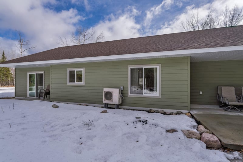 439 Maple Dr NW, Kelliher, MN 56650
