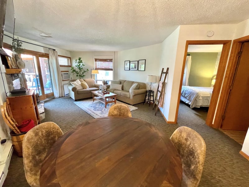 128 Bridge Run Ln #B, Lutsen, MN 55612