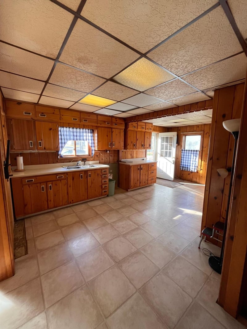 1530 N 20th Ave E, Ely, MN 55731