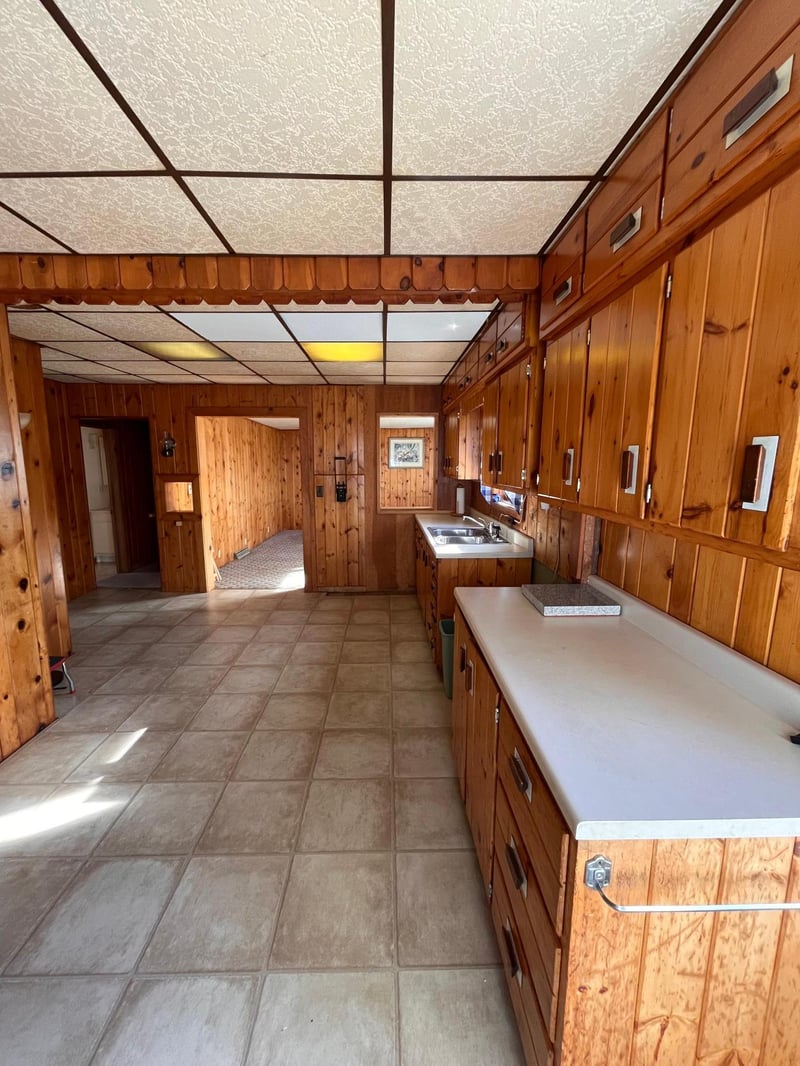 1530 N 20th Ave E, Ely, MN 55731