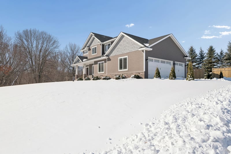 31346 Naples St NE, Cambridge, MN 55008