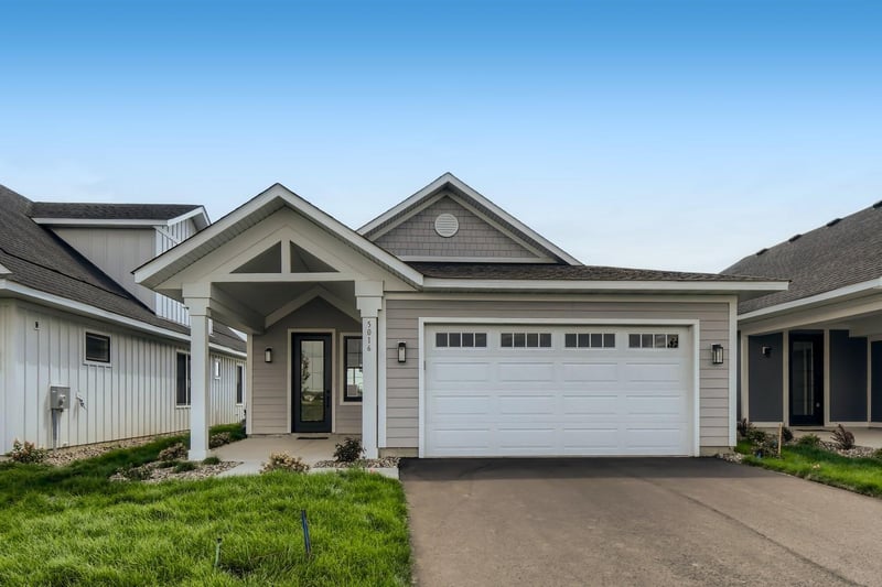 5289 216th St W, Farmington, MN 55024