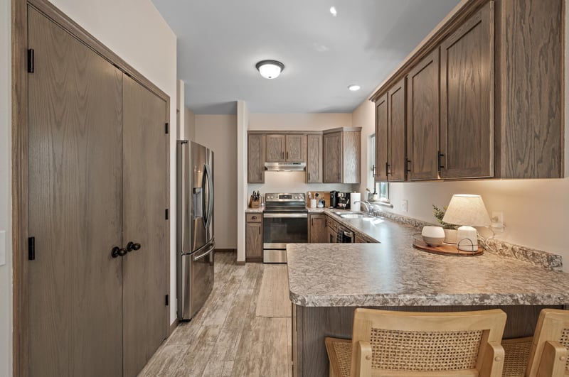 1048 Dayton Ave, Saint Paul, MN 55104