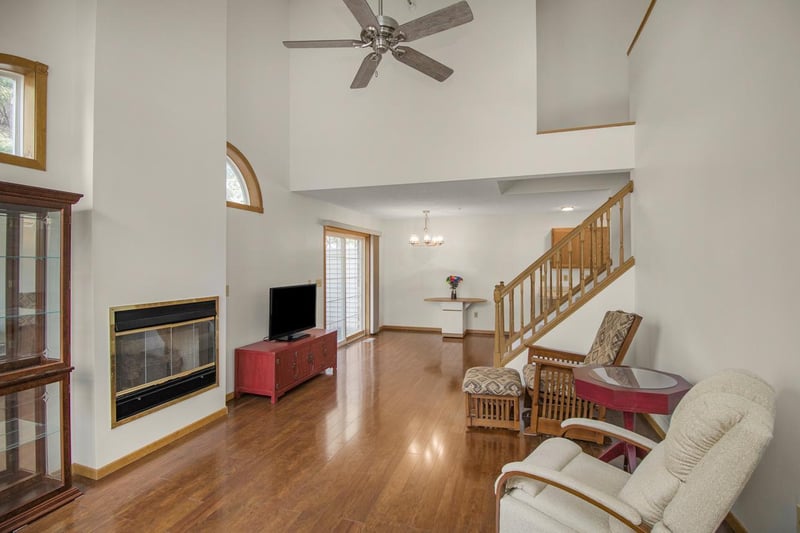 1193 Bay Cv, White Bear Lake, MN 55110