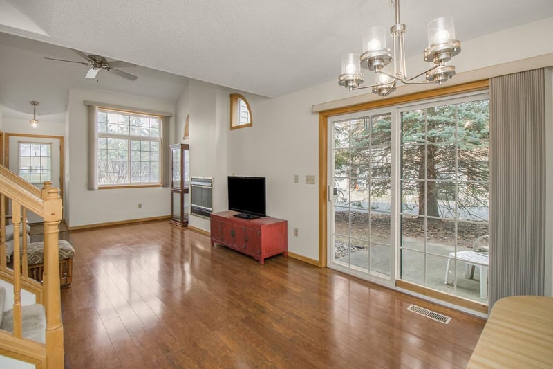 1193 Bay Cv, White Bear Lake, MN 55110