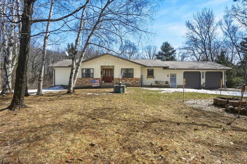 850 25 1/2 Ave, Cumberland, WI 54829