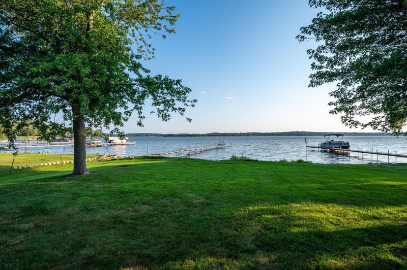 51334 Rush Lake Trl, Rush City, MN 55069