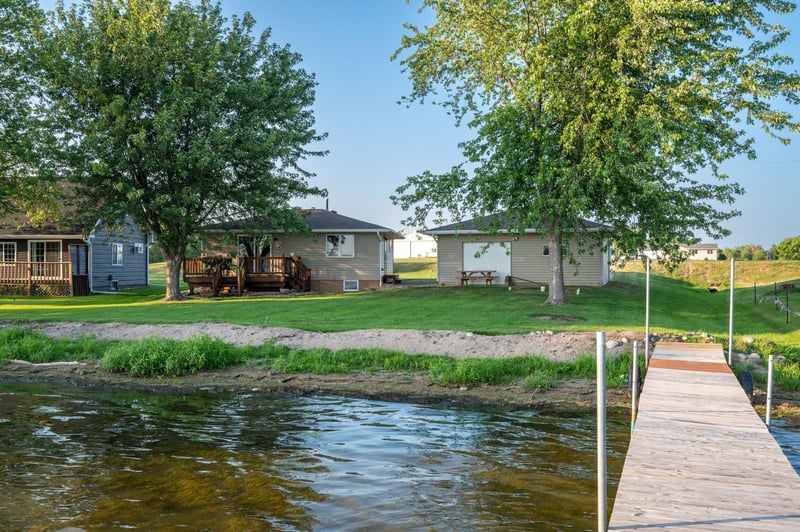 51334 Rush Lake Trl, Rush City, MN 55069