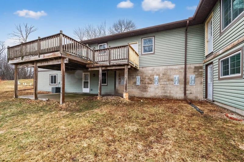 1927 Stark Rd, Harris, MN 55032
