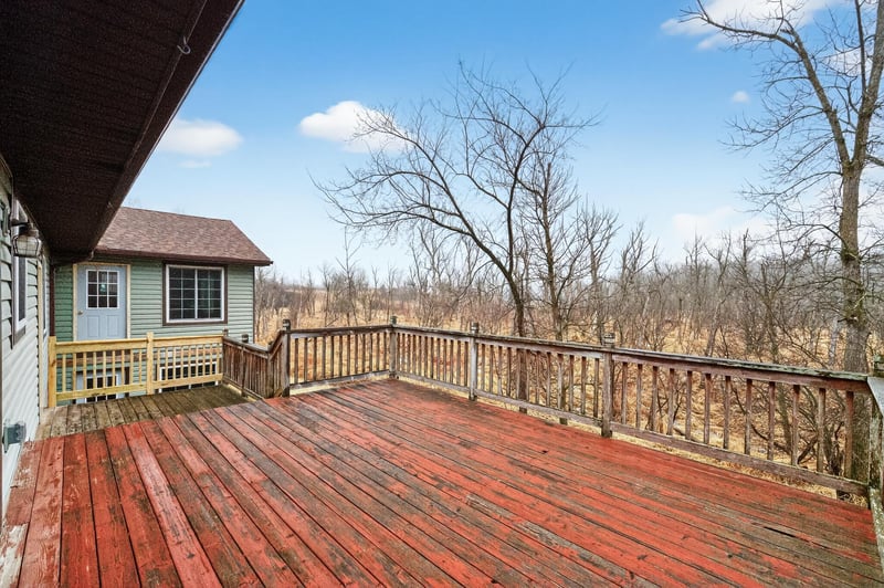 1927 Stark Rd, Harris, MN 55032