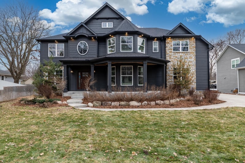 635 Niagara Ln N, Plymouth, MN 55447