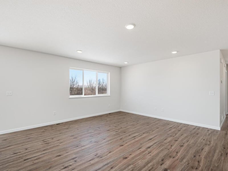 501 Tanner Dr, Waverly, MN 55390