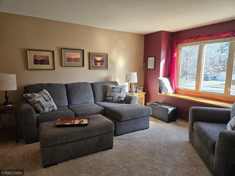 1229 Choke Cherry Rd, Lino Lakes, MN 55038