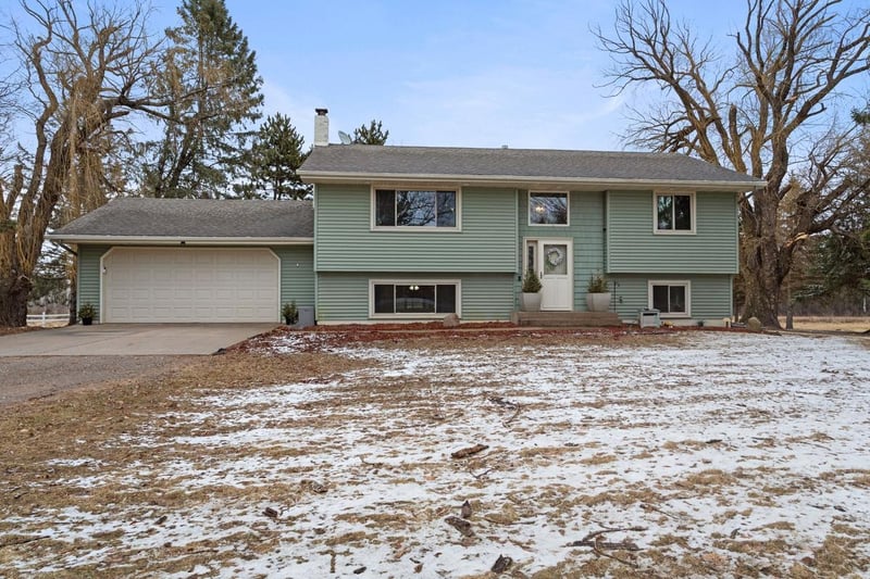45325 Forest Blvd, Harris, MN 55032