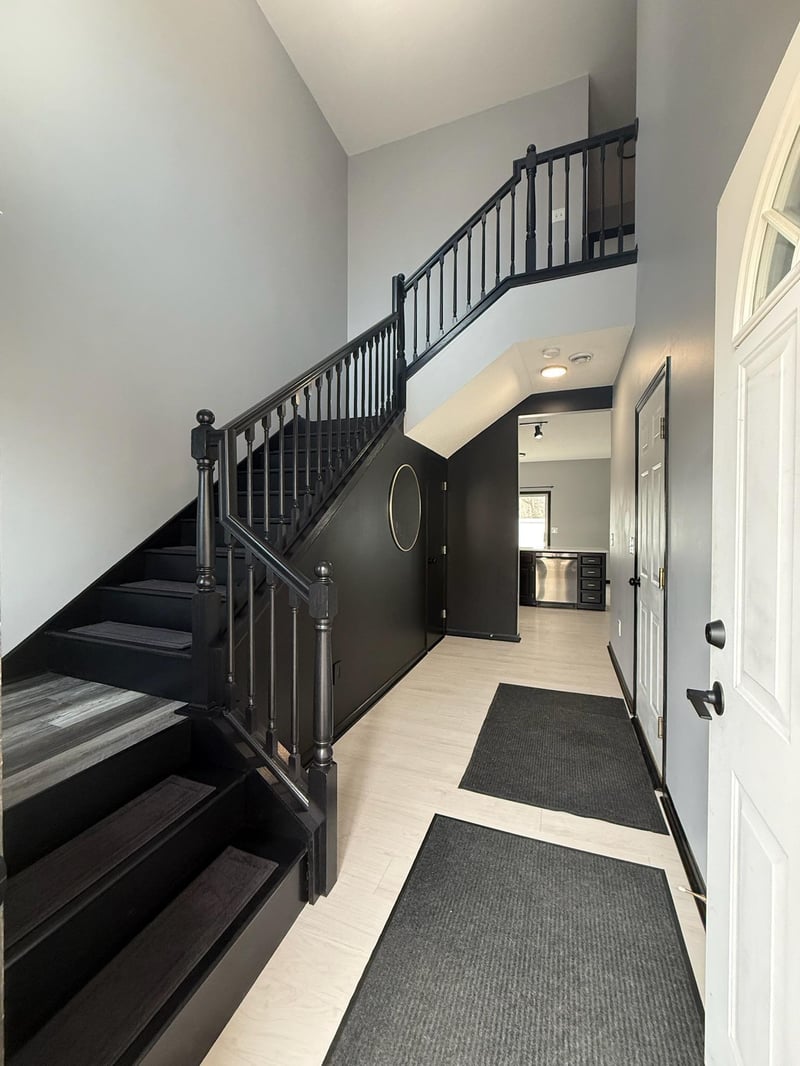 2122 Willow Trl, North Mankato, MN 56003