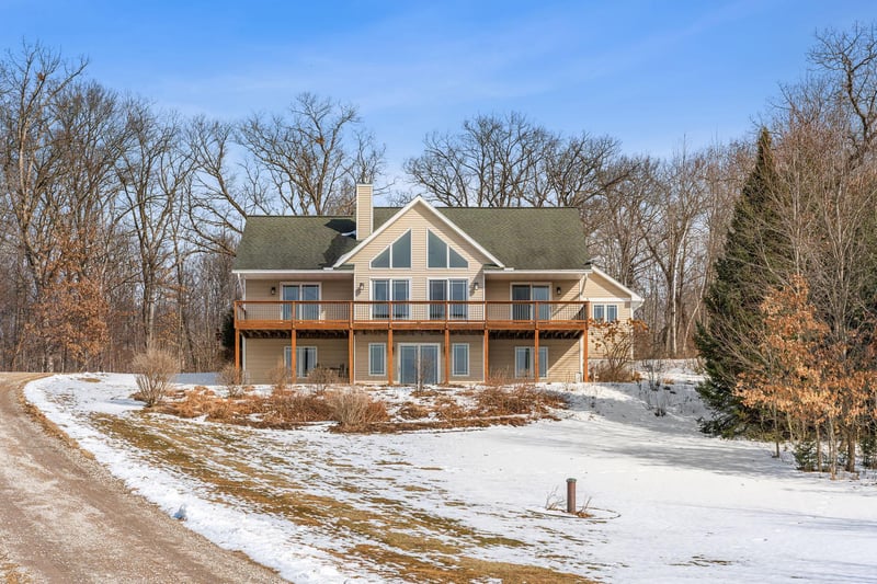 1958 80th Ave, Dresser, WI 54009