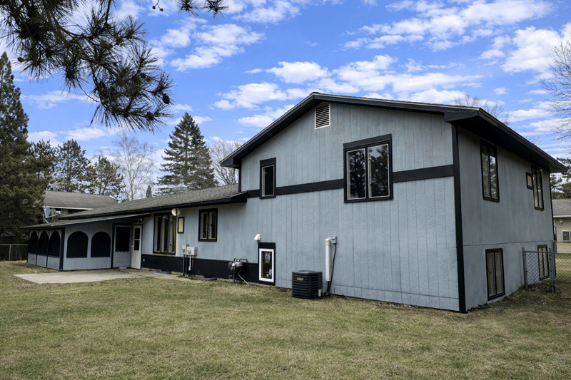 605 7th St W, Park Rapids, MN 56470