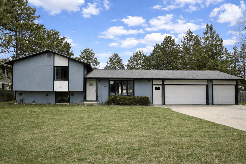 605 7th St W, Park Rapids, MN 56470
