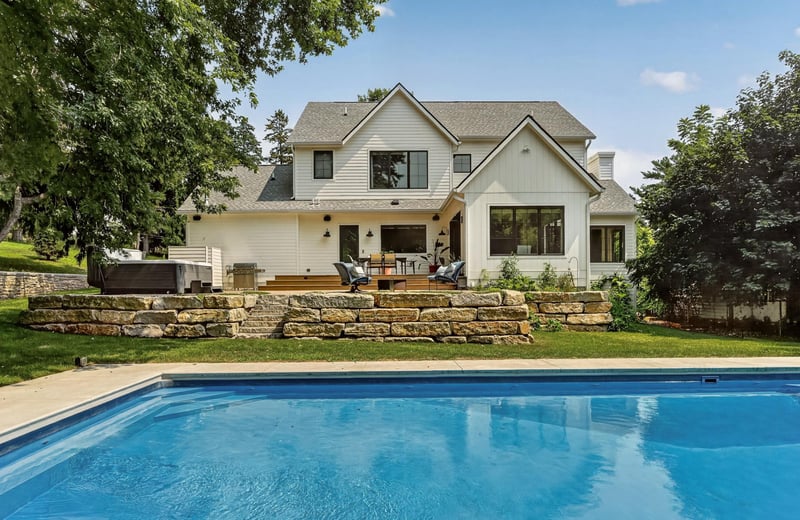 905 9th Ave SW, Rochester, MN 55902