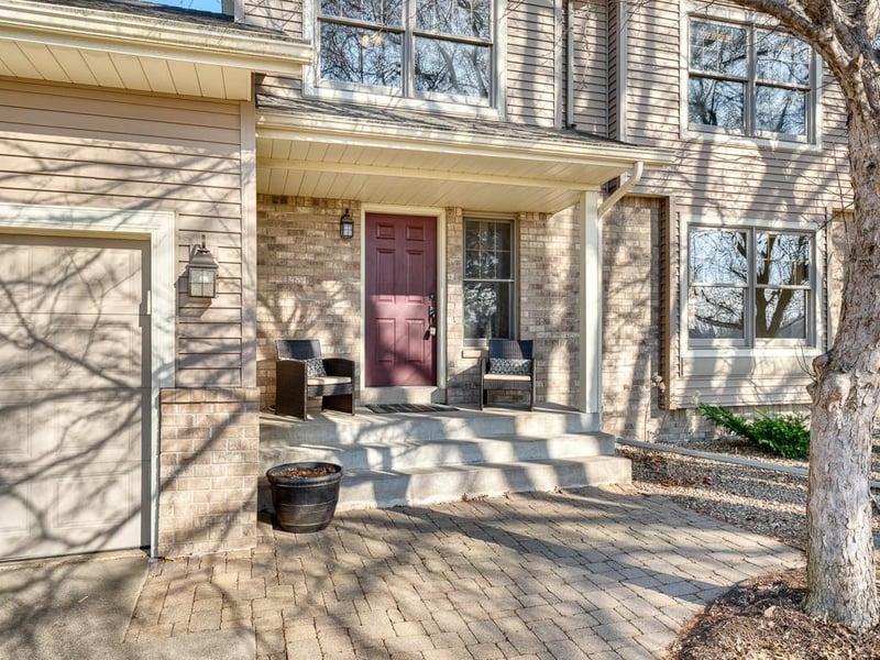 2910 Desoto St, Little Canada, MN 55117