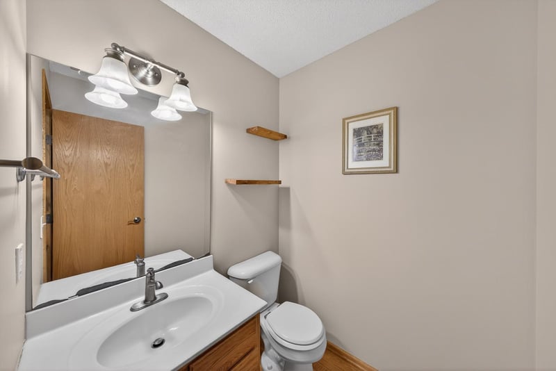 3069 Venice Ln NW, Rochester, MN 55901