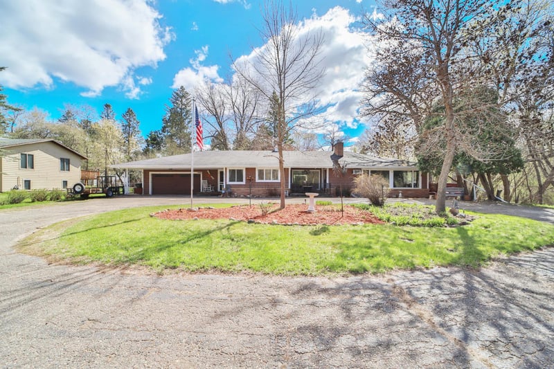 1507 S 6th St, Brainerd, MN 56401