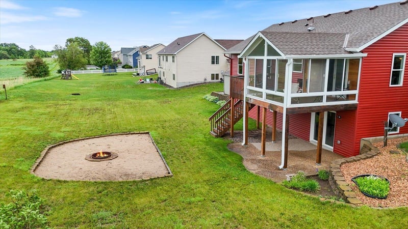 2100 Blake Ave, Lester Prairie, MN 55354