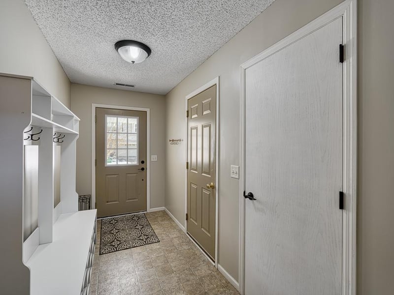 9731 Saint Andrews Dr, Elko New Market, MN 55020