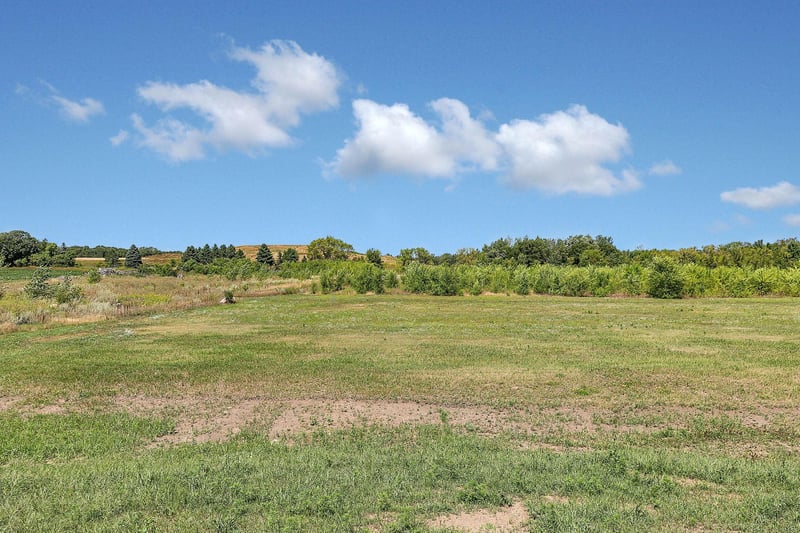 313 10th St S, Sartell, MN 56377
