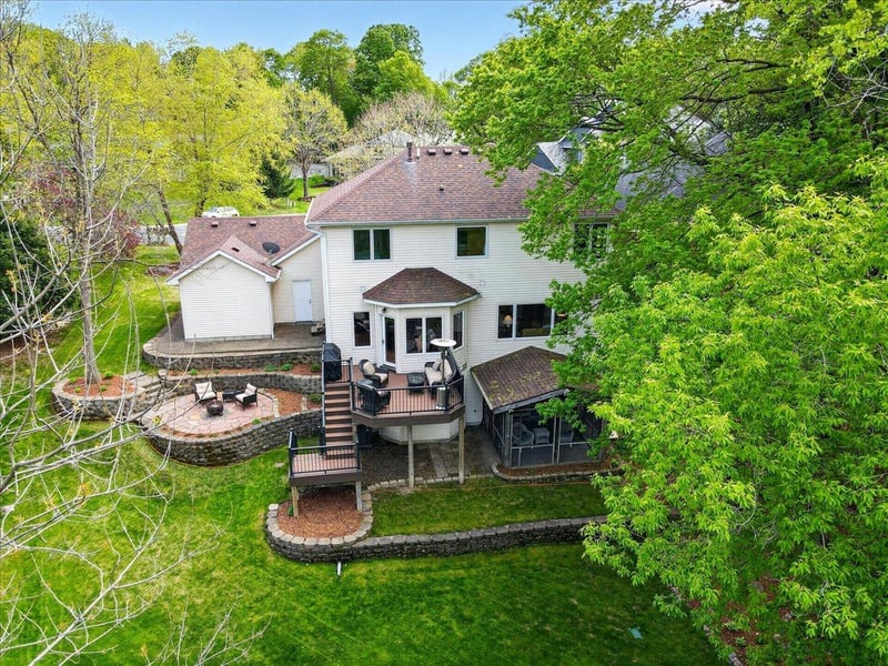 4167 Hallgren Ln, Excelsior, MN 55331