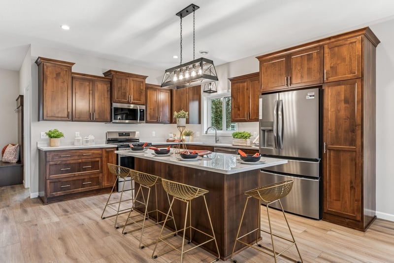 4907 Evergreen Dr N, Hugo, MN 55038