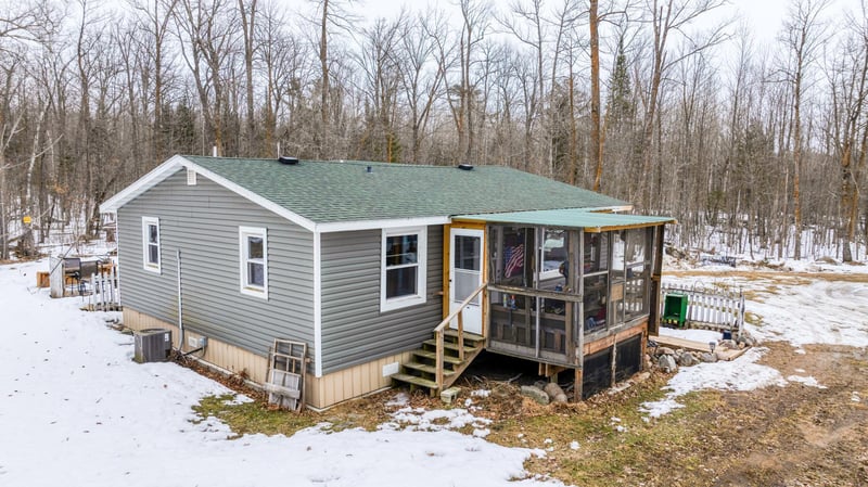 2222 Lake Shore Dr NW, Cass Lake, MN 56633