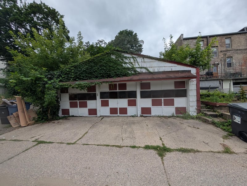3321 Hennepin Ave, Minneapolis, MN 55408