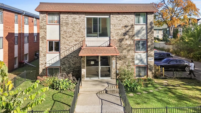 2637 Pleasant Ave, Minneapolis, MN 55408