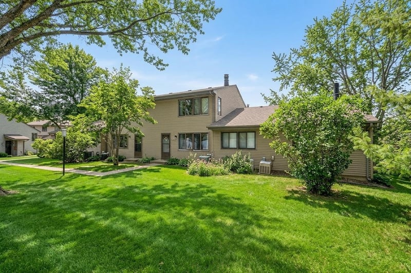 4478 Arden View Ct, Arden Hills, MN 55112