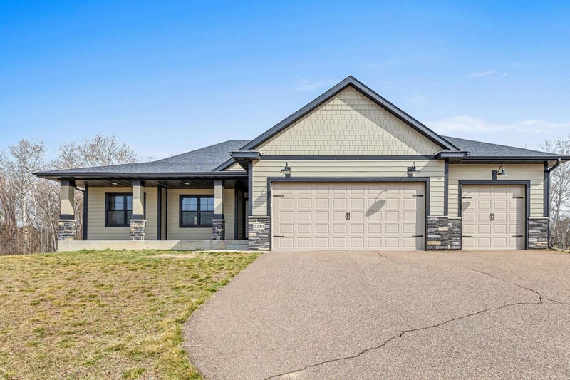 3239 Constance Blvd NE, Ham Lake, MN 55304