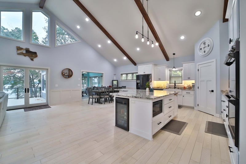 2147 Summit Dr, Cushing, MN 56443