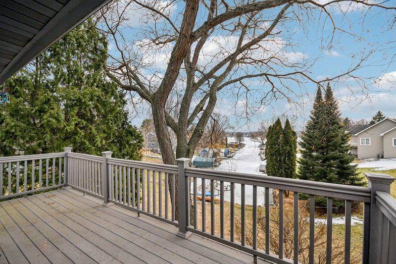 3250 Williams Ln, Mound, MN 55364