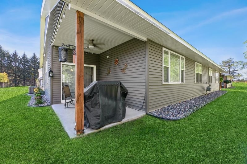 11024-11038 183rd Cir NW, Elk River, MN 55330