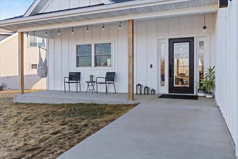 1218 Summit Cv, Dassel, MN 55325