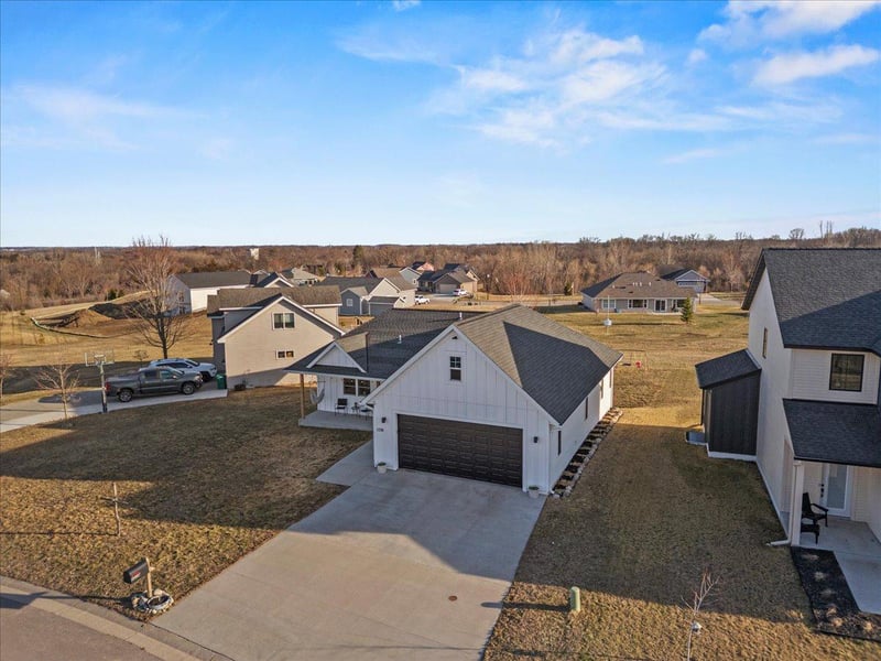 1218 Summit Cv, Dassel, MN 55325