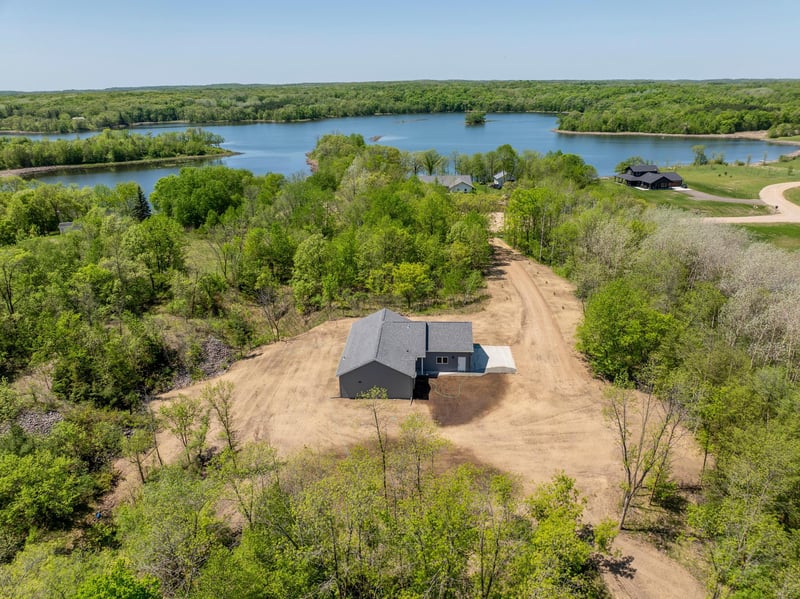 465 Oak Cir, Vergas, MN 56587