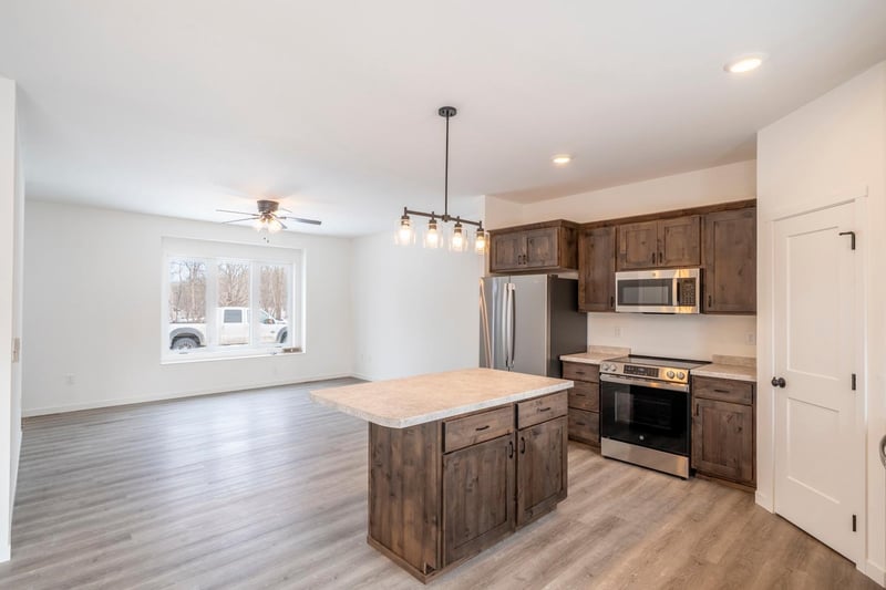 465 Oak Cir, Vergas, MN 56587